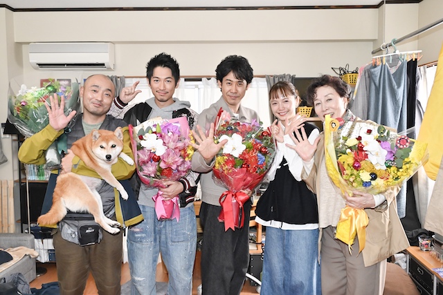 『ちょっとだけエスパー』クランクアップの画像