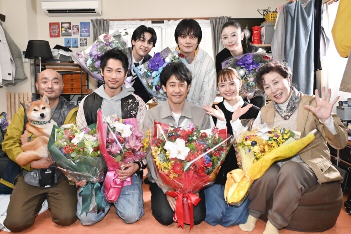 『ちょっとだけエスパー』クランクアップ 大泉洋「私は来月からもう続編を撮る気満々」