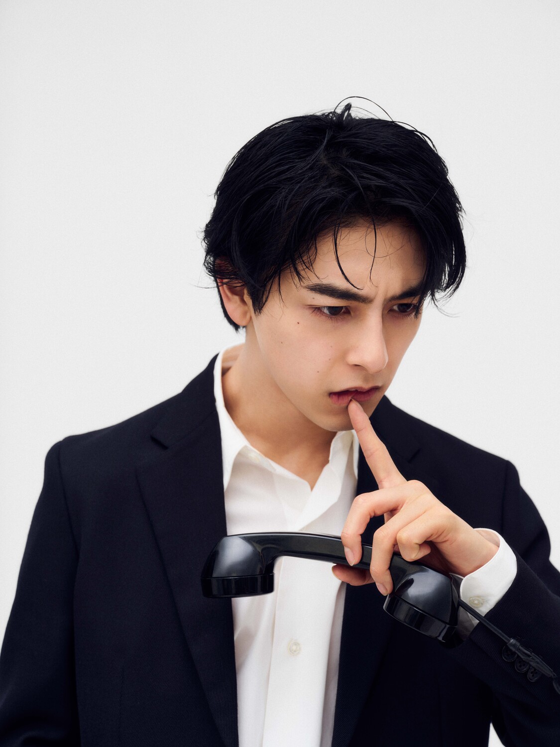 俳優・新原泰佑、初の写真集の手応えを語るの画像