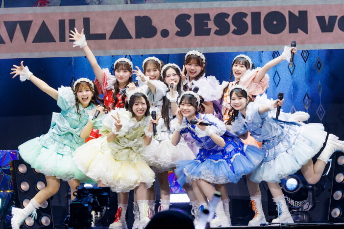 MORE STAR、デビュー公演で初披露の新曲「ハグ！」配信　デビュー曲「もっと、キラッと」MV公開も