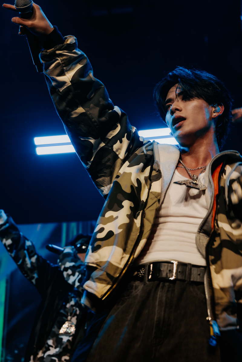 PSYCHIC FEVER ライブ写真