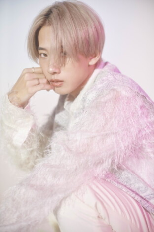 鈴木凌、デビューシングル「Wish」配信スタート MV公開&リリース記念したYouTube生配信も