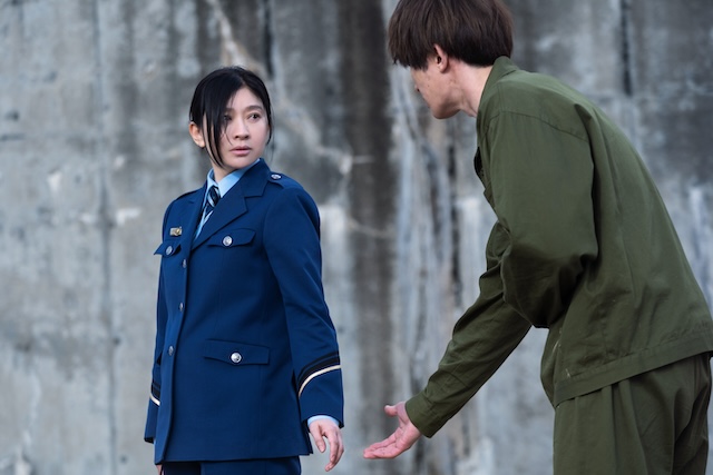 『パンチドランク・ウーマン』本ビジュアルの画像