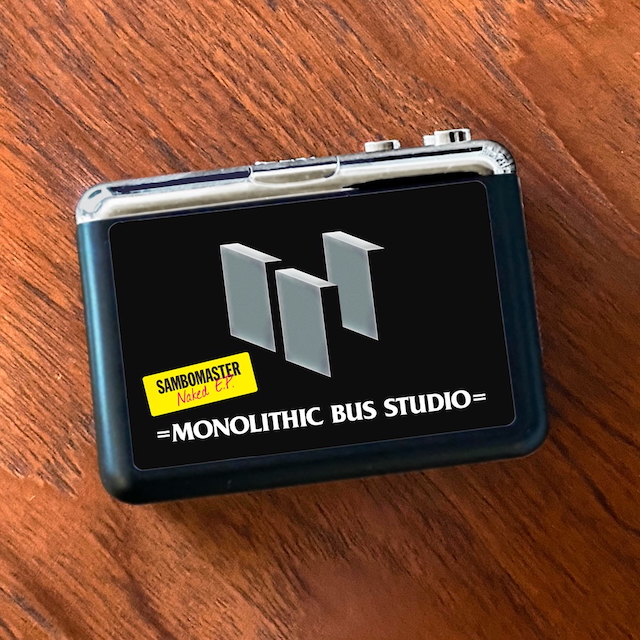 ＝MONOLITHIC BUS STUDIO＝オリジナルポータブルカセットプレーヤー