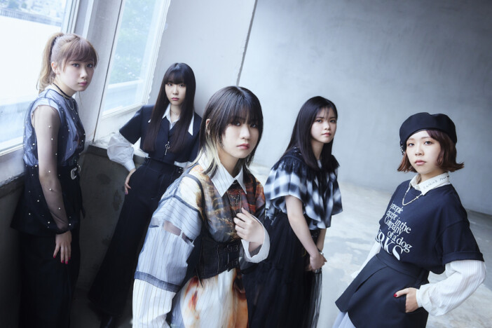 トゲナシトゲアリが確立したロックバンドの強靭さ　武道館ワンマンや劇場版『ガルクラ』などトピックだらけの2025年を総括