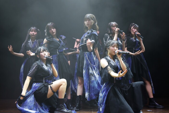 WHITE SCORPION、夢の東京ドームへの通過点　ACE復帰――変わらぬ“11人”で届けたデビュー2周年記念ライブ