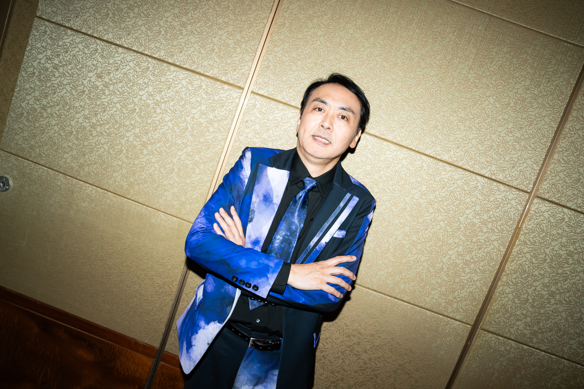 田中卓志(アンガールズ)撮り下ろし写真(撮影=秋倉康介)