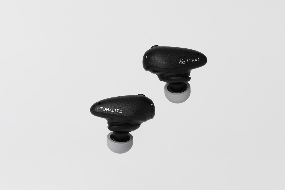 パーソナライズ技術搭載イヤホン発売の画像