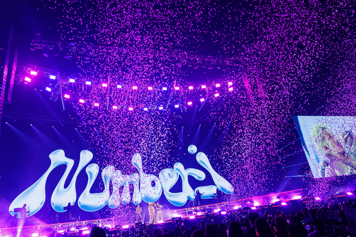 Number_i ⒸTOBE Co., Ltd.（『Number_i LIVE TOUR 2025 No.Ⅱ』さいたまスーパーアリーナ公演より）