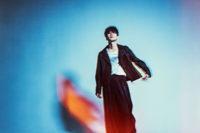 TK from 凛として時雨、日本武道館公演開催　LP配信＆「Whose World? Whose Blue?」MVプレミア公開も