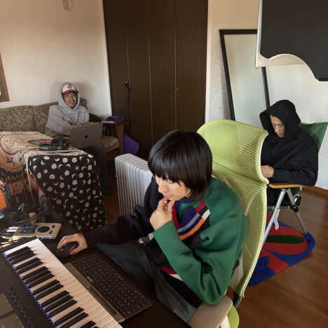 FARMHOUSE&Kee Rooz&RhymeTube、“24時間ほぼ不眠”で制作したEP『1/23』配信リリース