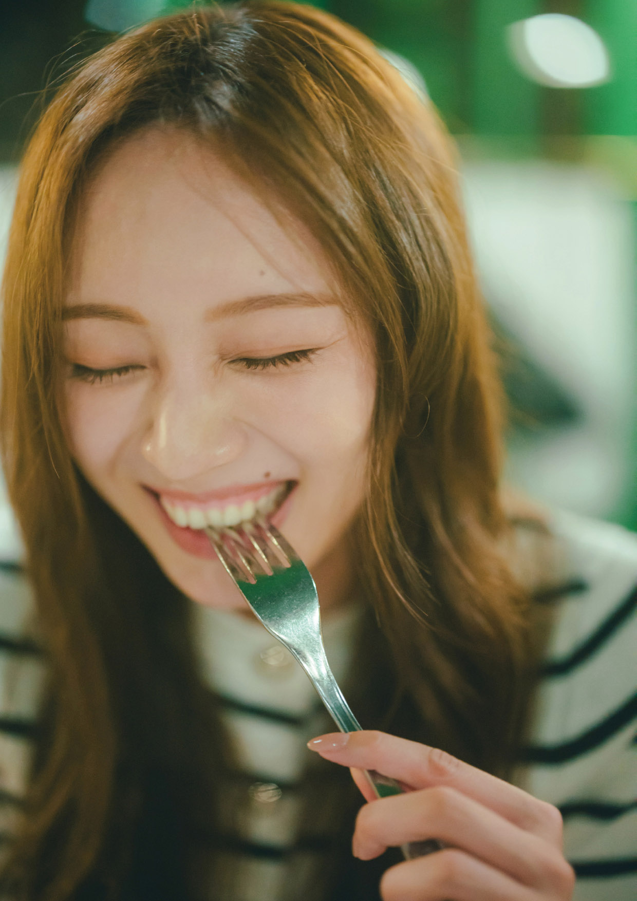 乃木坂46梅澤美波 クルージングの先行カットの画像