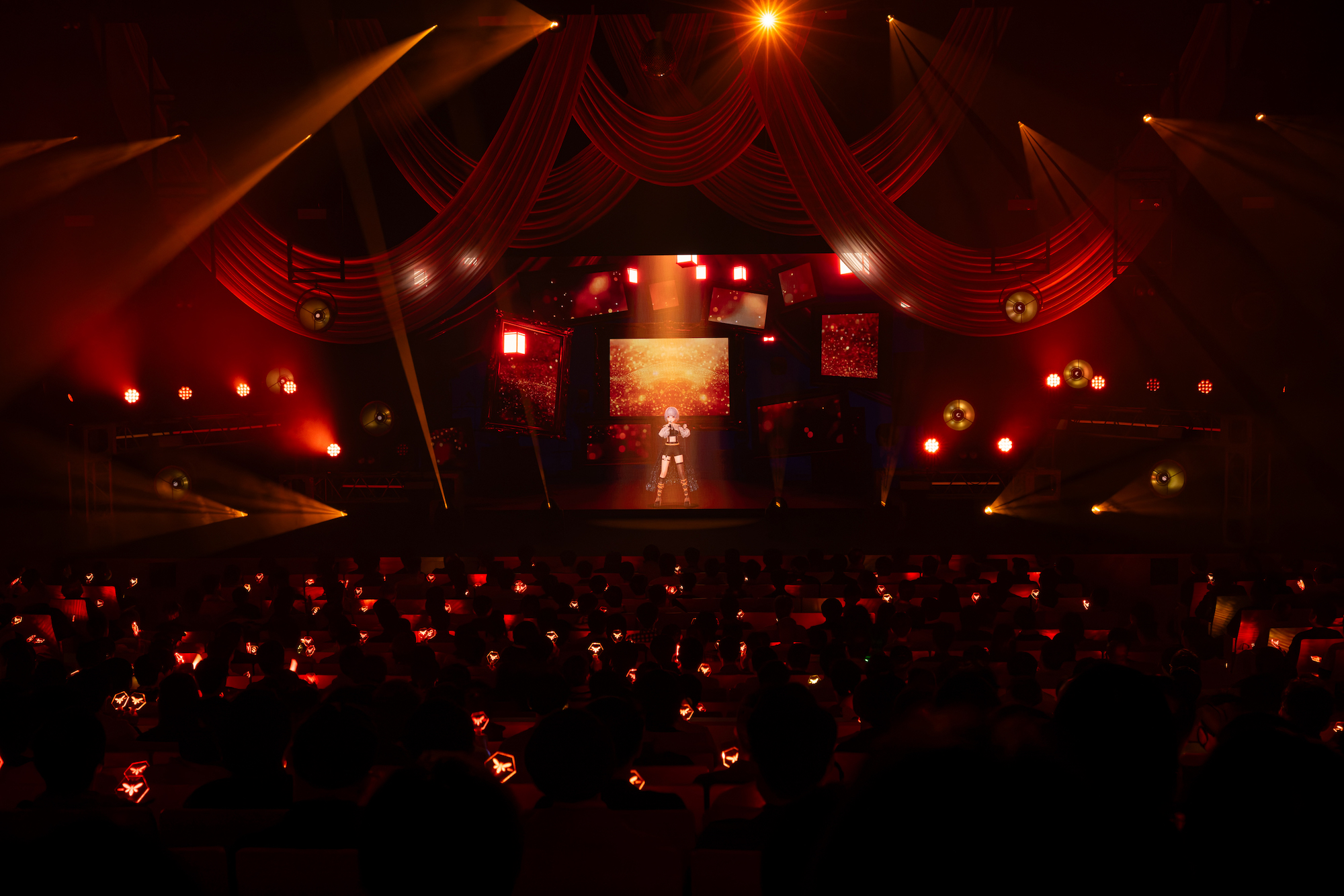 HACHI（提供＝Kenta Umeda）