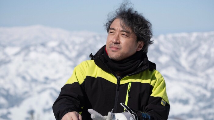 ムロツヨシは2026年も新しい顔を見せてくれる 『雪煙チェイス』『うち弁』で正月も大活躍