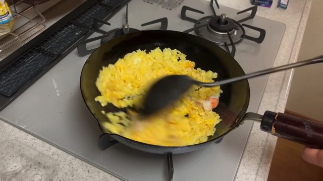 渡辺が紹介した話題の炒飯