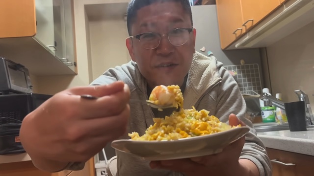 渡辺が紹介した話題の炒飯