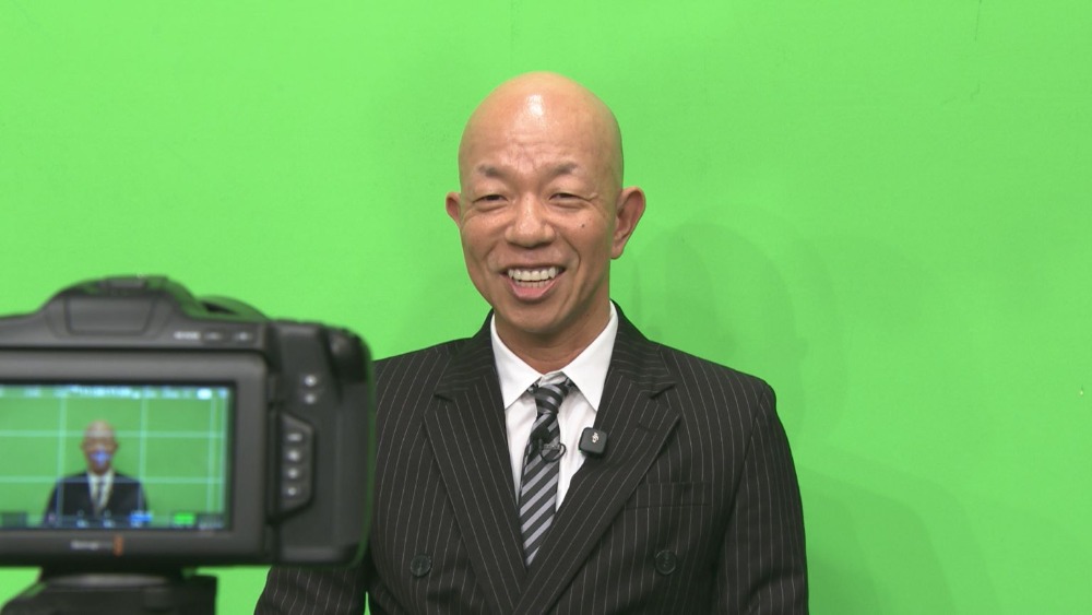 AI小峠が貯金額と持ちネタを披露？の画像