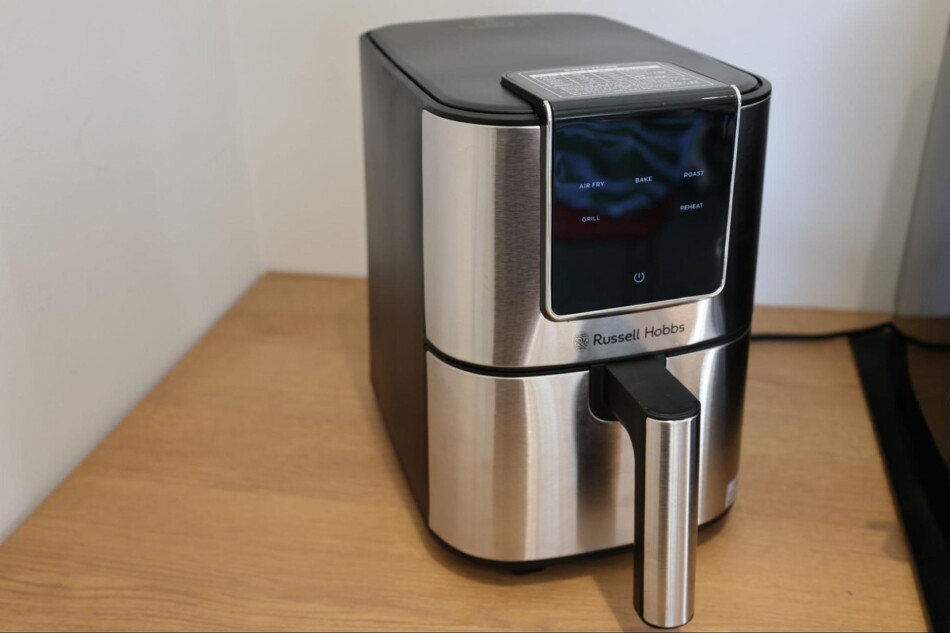 ボタンひとつで調理完了エアフライオーブン