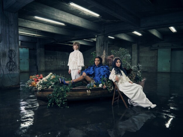 女王蜂、新曲「PERSONAL」がアニメ『地獄楽』第2期EDテーマに　世界観をイメージした新アー写公開