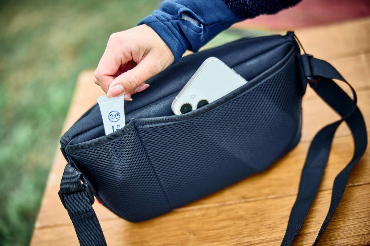 シエラデザインズとのコラボボディーバッグの画像