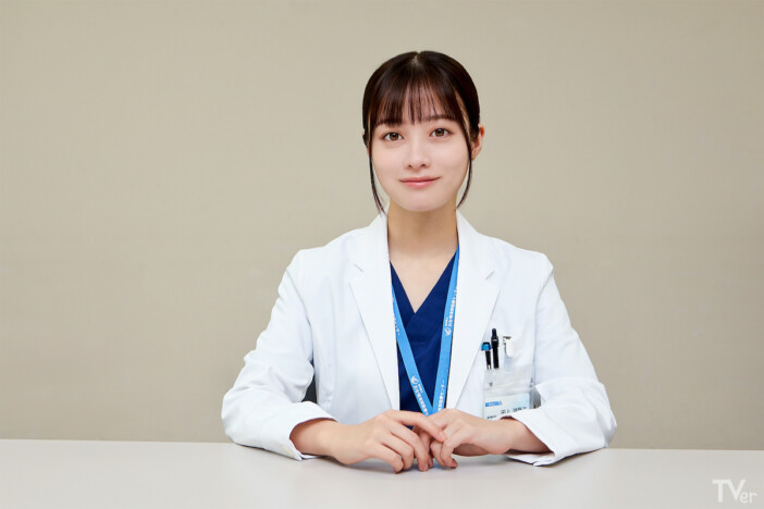 橋本環奈、『ヤンドク！』“父”吉田鋼太郎は「血がつながっている感覚が持てるほど」