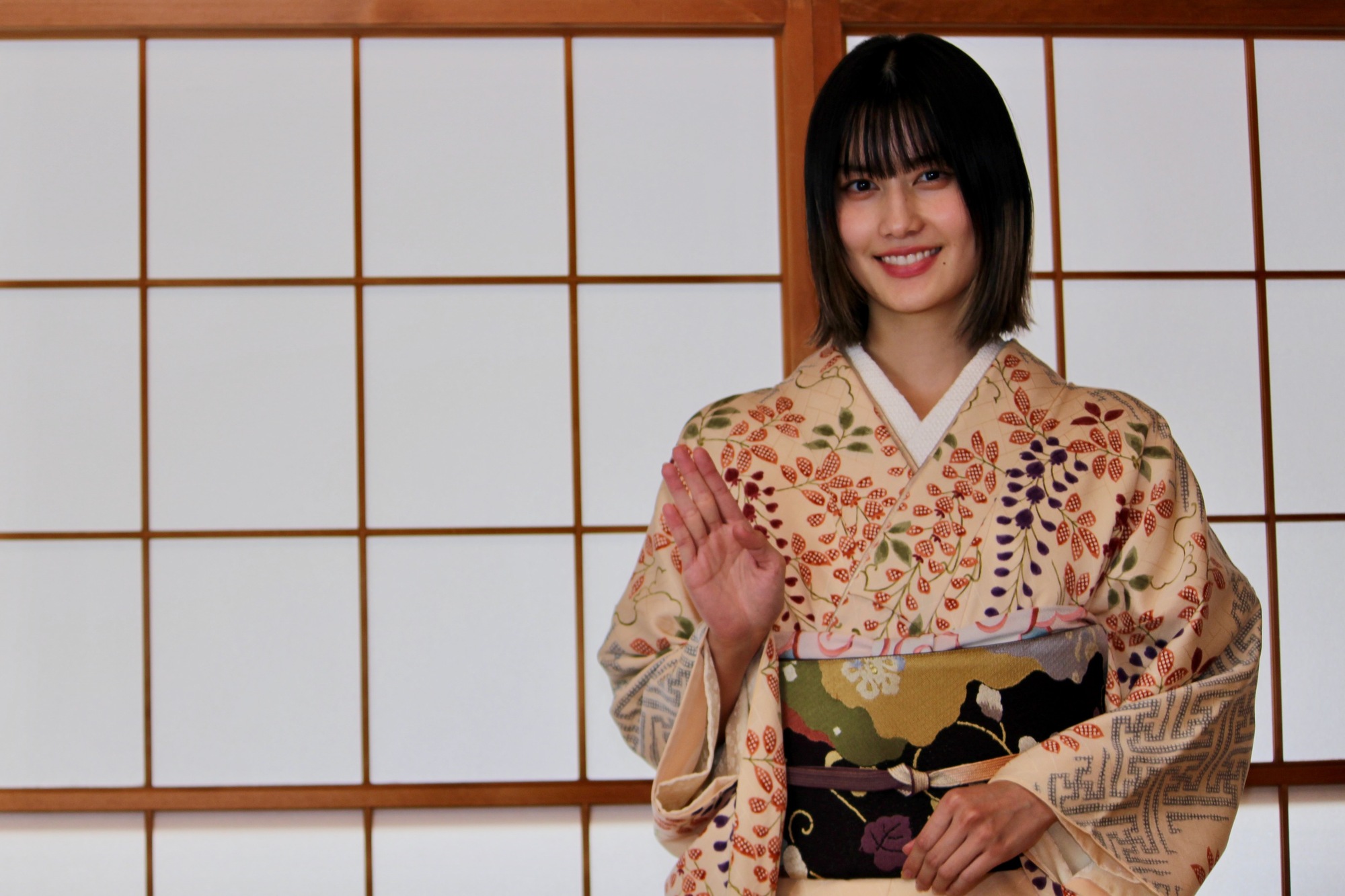 橋本愛、30歳でボブカット卒業？の画像