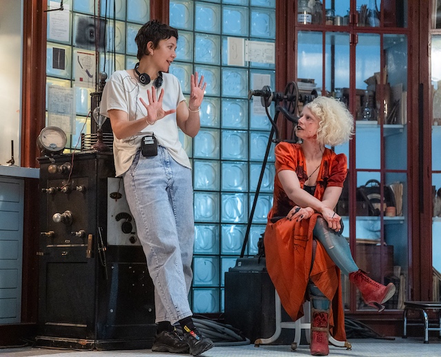 『ザ・ブライド！』本予告の画像