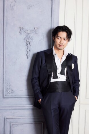 ミュージカル俳優／声楽家 上原理生、ビルボードライブ大阪公演開催　デビュー15周年記念日を祝う