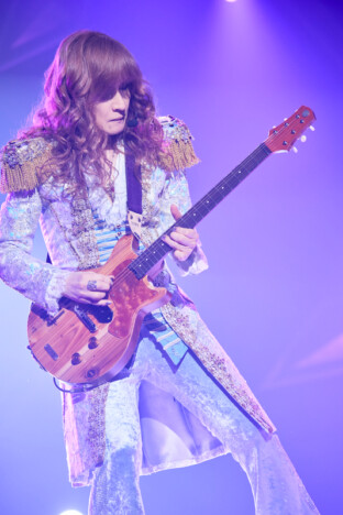 THE ALFEE、信念を貫き続ける美学