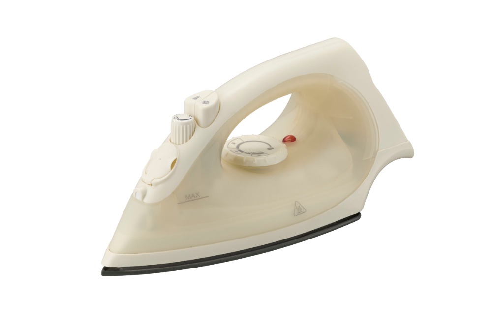 『コードレススチームアイロン』　クリーム