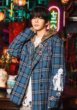 なにわ男子 長尾謙杜、リニューアルの太秦映画村・太秦サポーターに就任　イベント登壇も