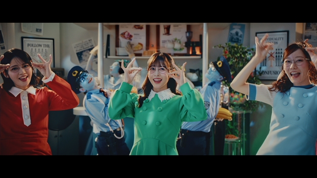 FRUITS ZIPPER「君と目があったとき」MVより