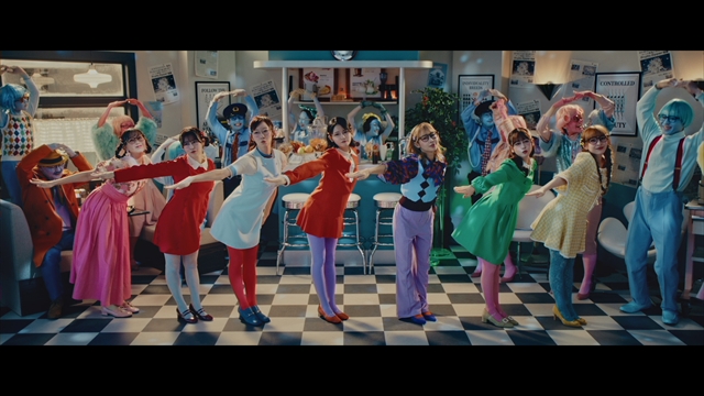 FRUITS ZIPPER「君と目があったとき」MVより