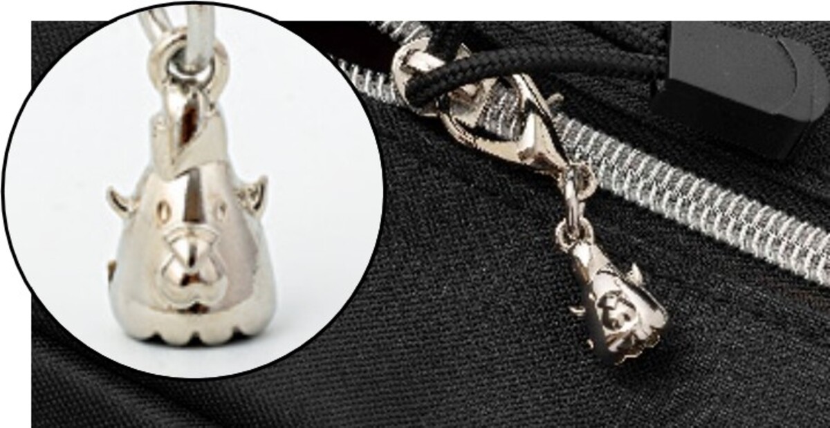 「からあげクン」「ネオバタくん」のポーチの画像