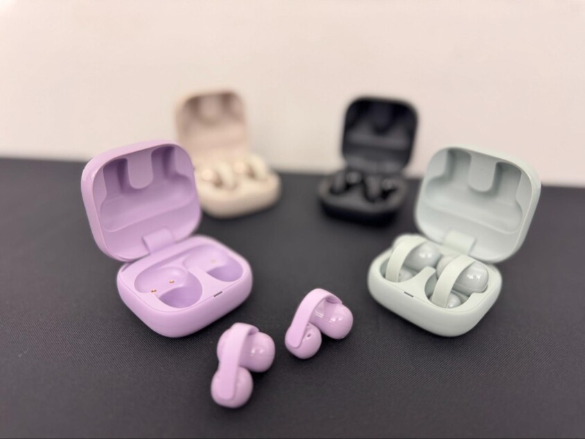 ソニーの新型イヤーカフ型イヤホン登場