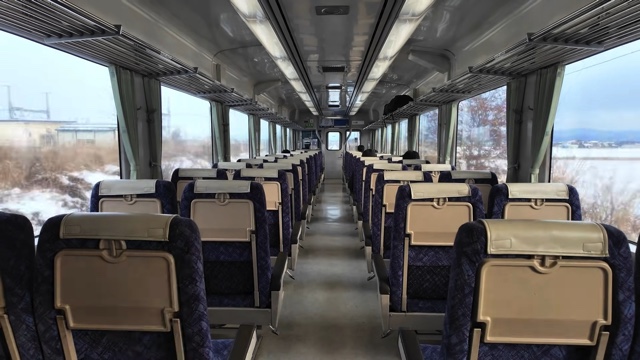 スーツが紹介した快速列車『はまゆり1号』