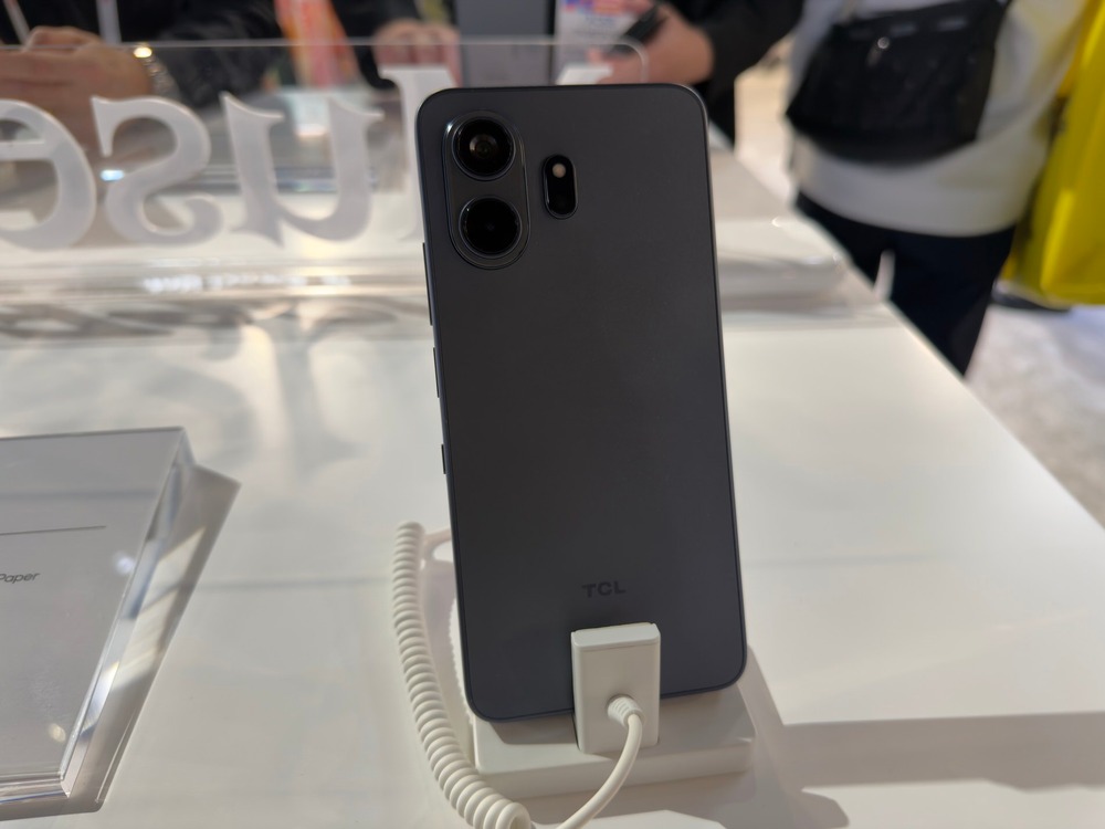 『TCL NXTPAPER 70 Pro』背面