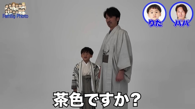 家族写真を撮影するうるしやま家