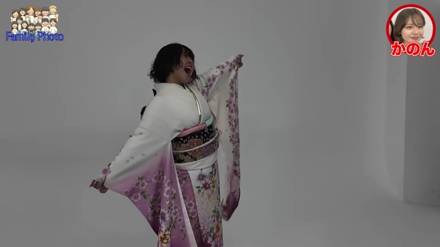 家族写真を撮影するうるしやま家