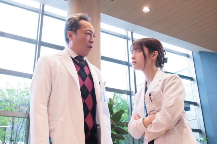 『ヤンドク！』橋本環奈が音尾琢真にブチ切れ　湖音波×大友が“意外といいコンビ”に