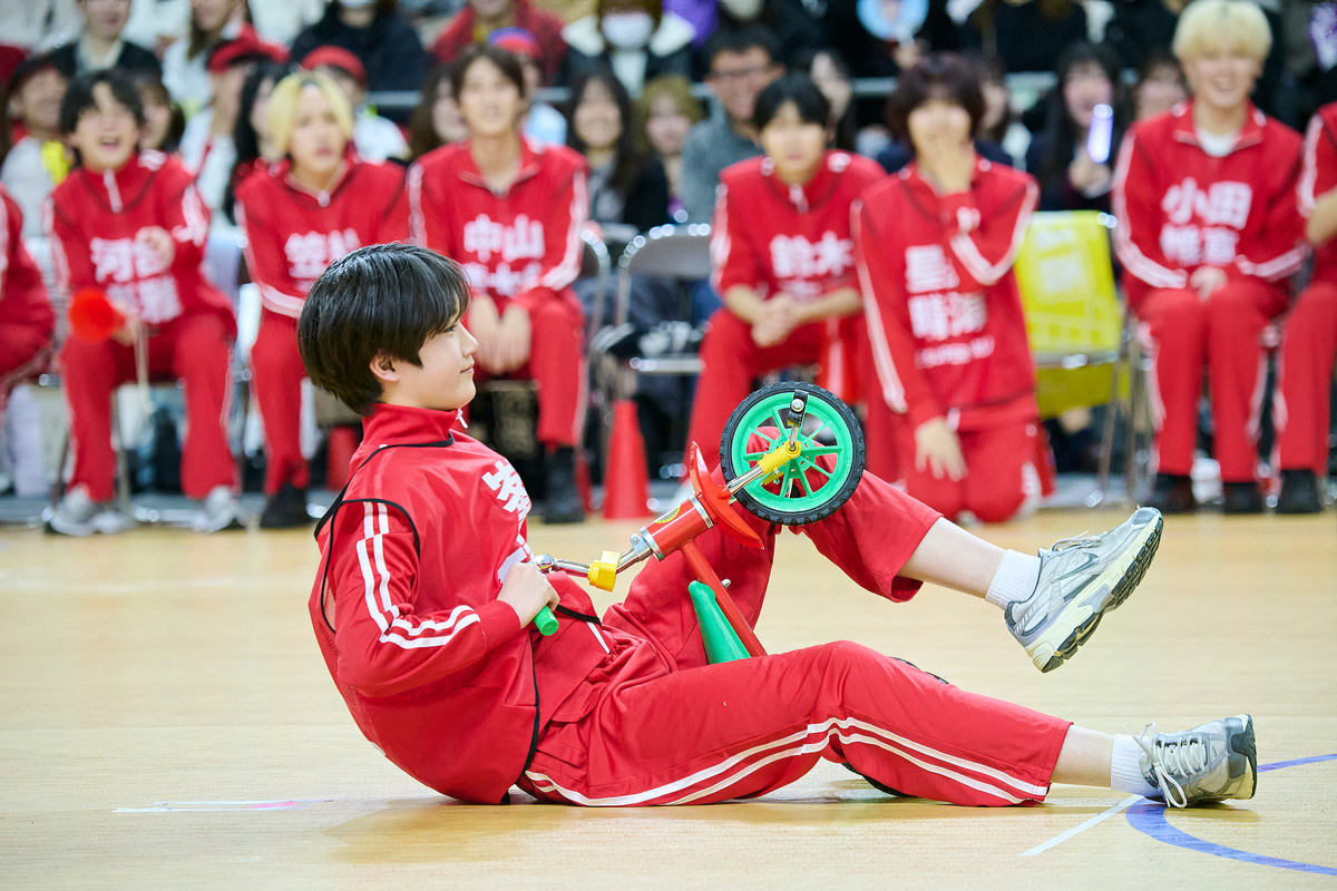 つば男メンバーが紅白対抗で真剣勝負! 観客を前にスター性でも競い合った『つば男 新春大運動会 2026』の画像2-2