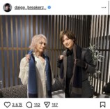 HYDEの誕生日をYOSHIKIらがサプライズ祝福の画像