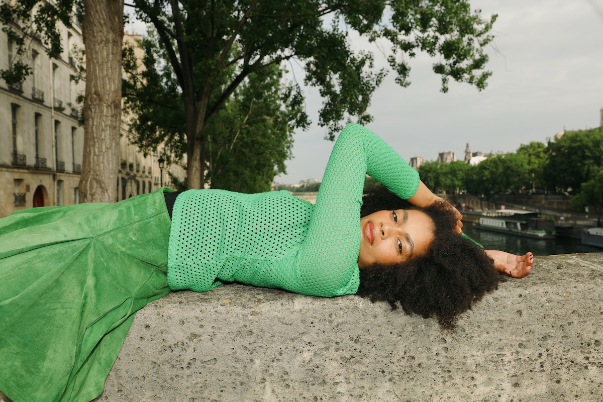 ジョヤ・モーイ、新曲「Lookalike」配信