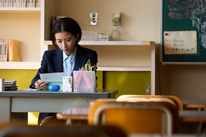黒島結菜が手紙を見つめ、北川景子が山﨑七海と夜の街を走る　『未来』場面写真公開