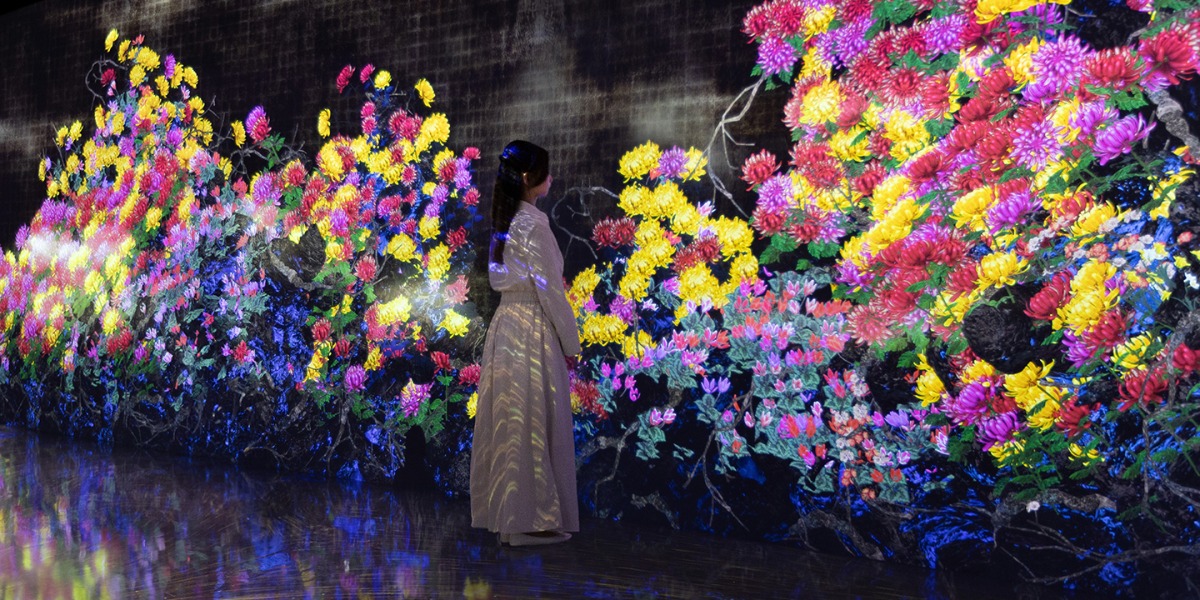 折りたたみスマホで撮影体験