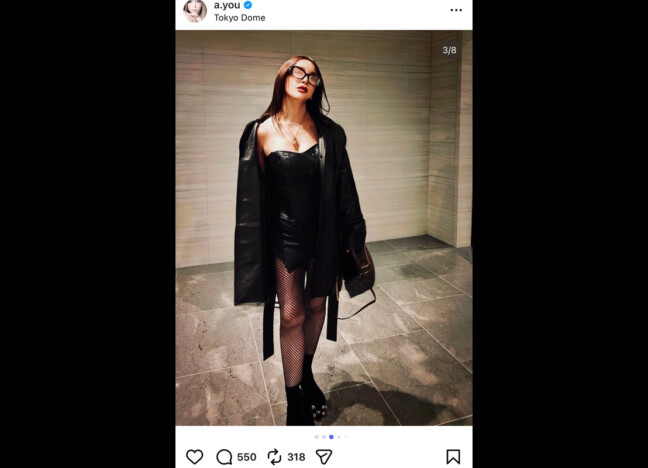 浜崎あゆみ、クールなレザースタイルでレディー・ガガのライブに参戦　「この格好メッチャ好き」「ノリノリで楽しんでる」