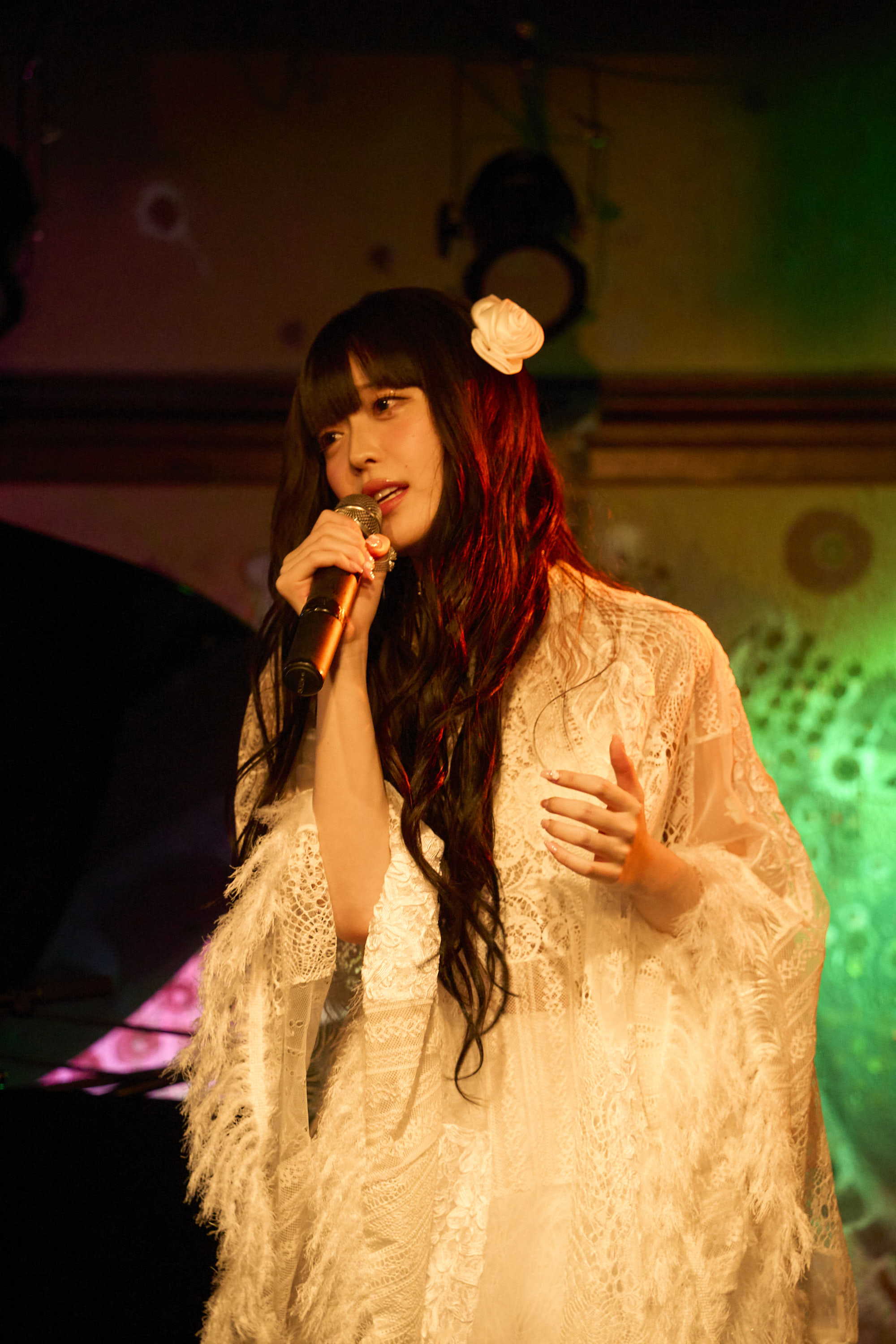 花耶（撮影＝つぼいひろこ）