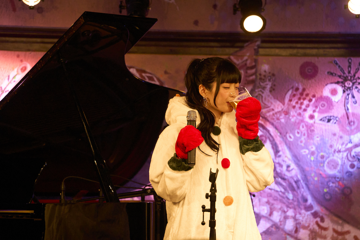 花耶（撮影＝つぼいひろこ）