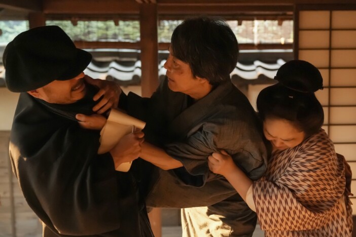 『ばけばけ』第87話、司之介(岡部たかし)が顔に怪我を負ってしまう