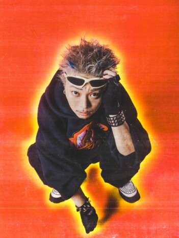 JUBEE、lilbesh ramko迎えたニューシングル「LESS IS MORE」配信リリース　ポップアップ開催も